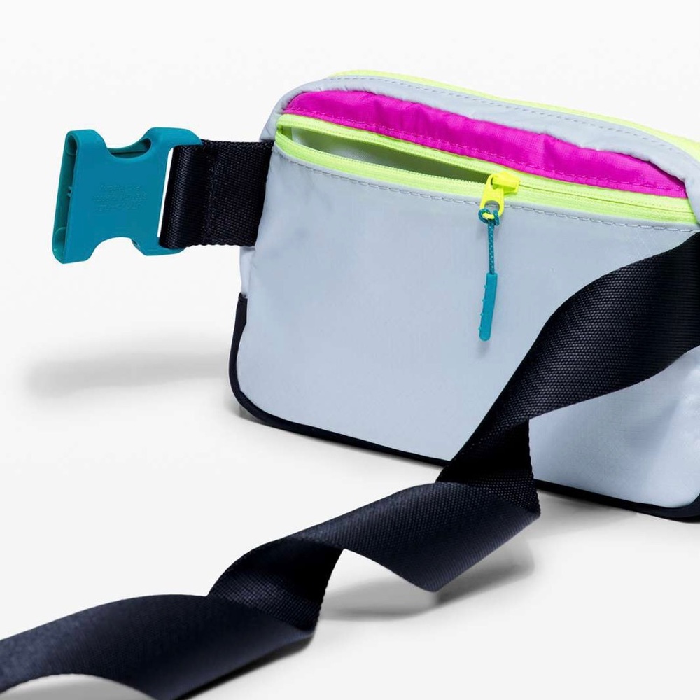 lululemon athletica Pink and Black Crossbody Belt Bag with Neon Trim - Picture 3 of 9